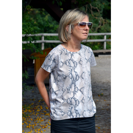 FOCUS -T-Shirt aus Baumwolle - weiße und marineblaue Streifen