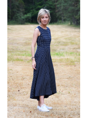 AUDREY - long cotton dress - navy blue in polka dots